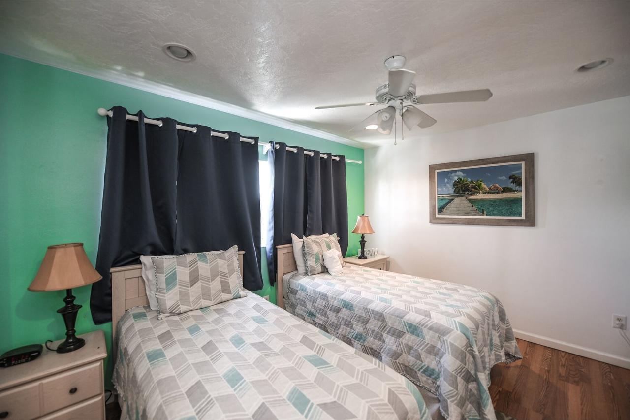 Ljs Cottages On Siesta Key By Beachside Management Екстериор снимка